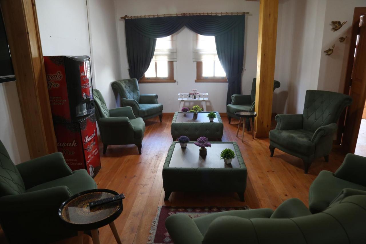 Yali Konak Butik Otel Golcuk Buitenkant foto