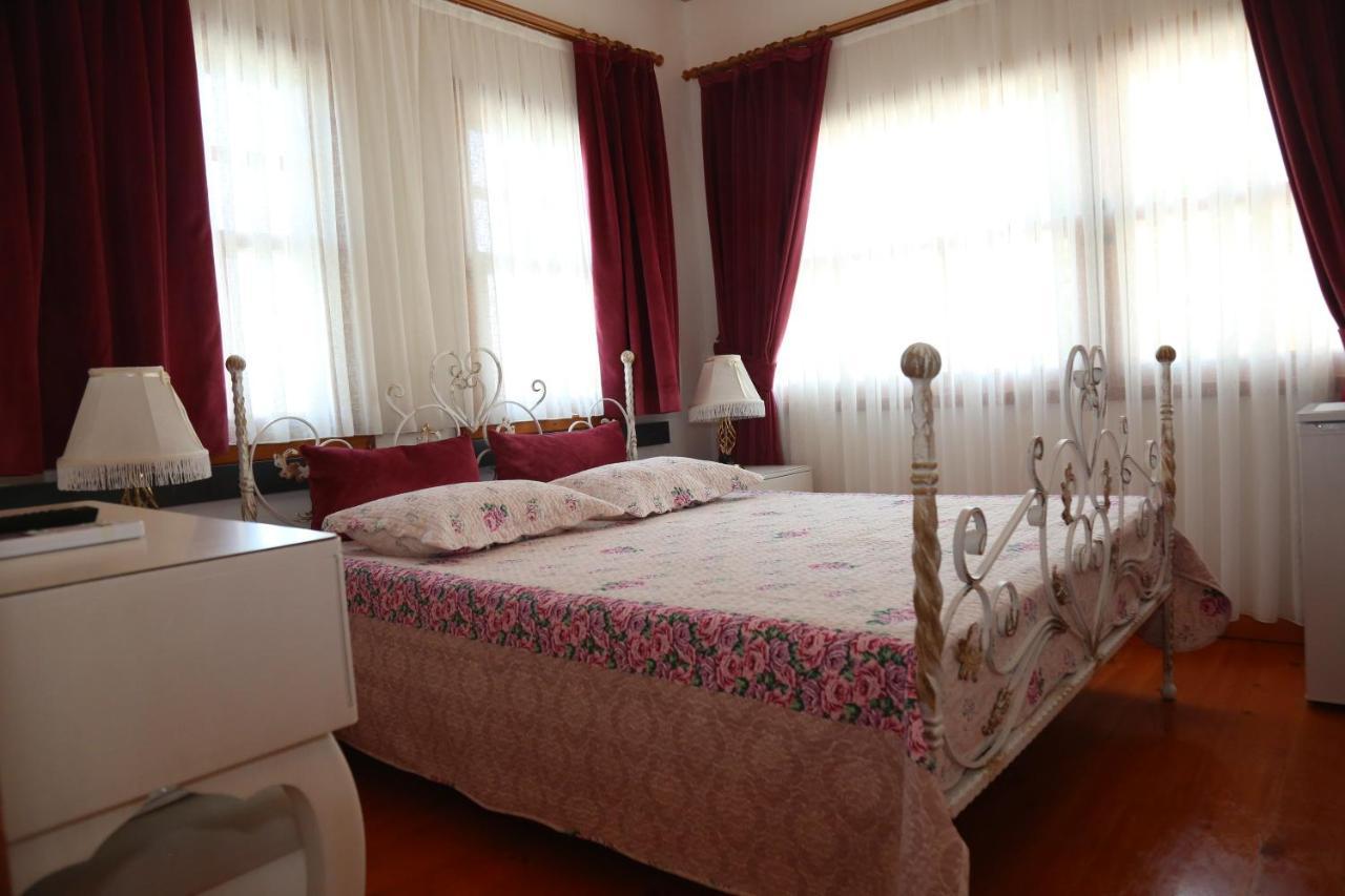 Yali Konak Butik Otel Golcuk Buitenkant foto