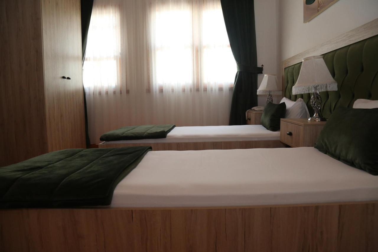 Yali Konak Butik Otel Golcuk Buitenkant foto