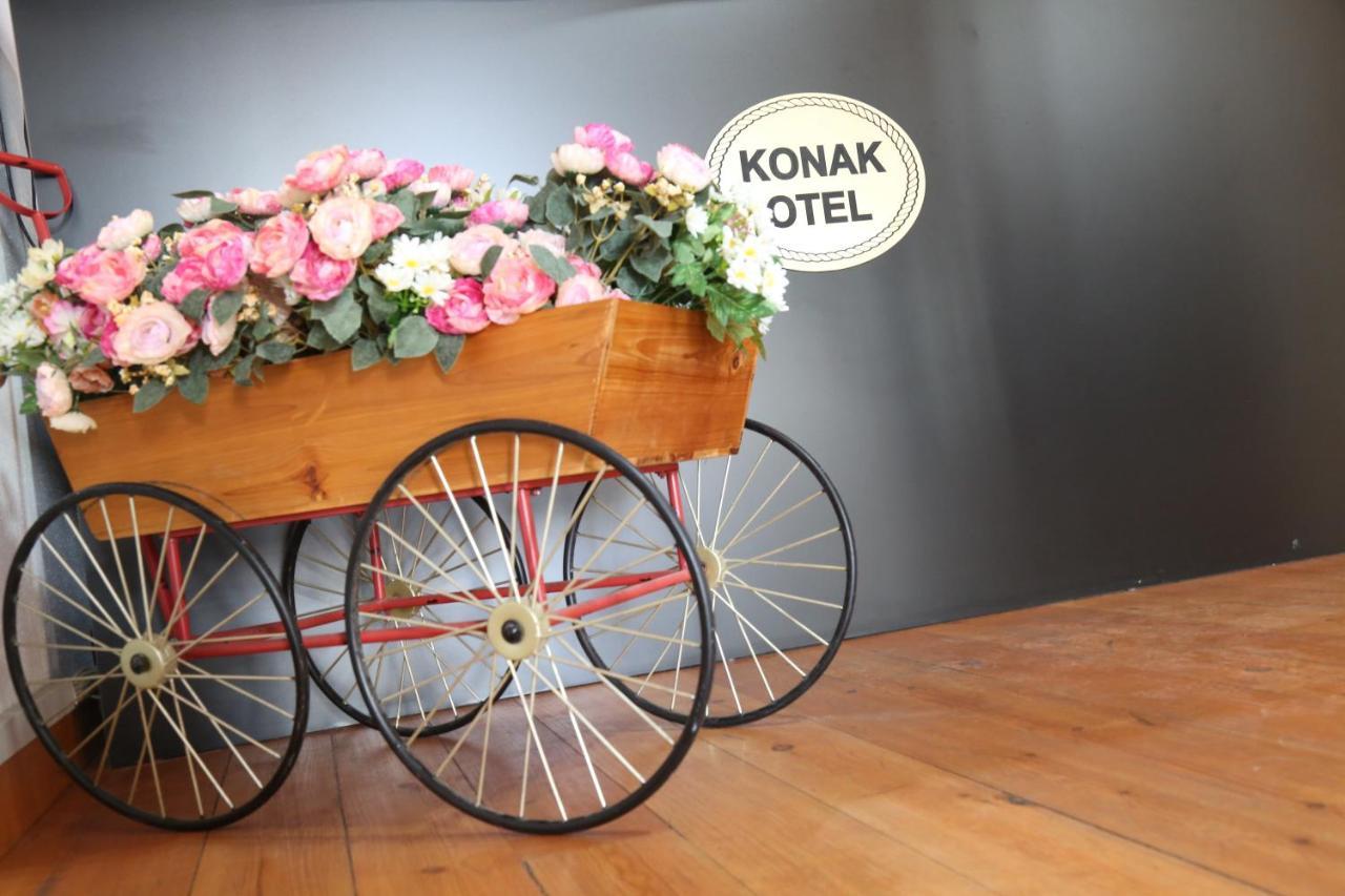 Yali Konak Butik Otel Golcuk Buitenkant foto