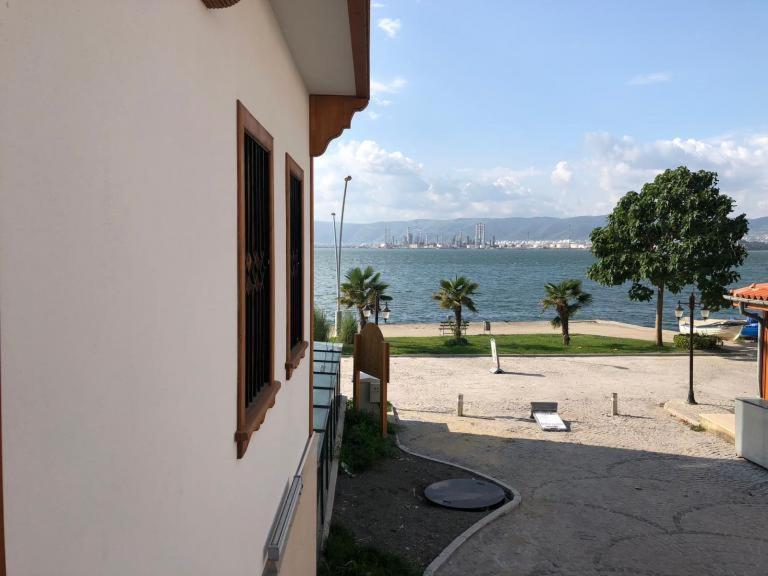 Yali Konak Butik Otel Golcuk Buitenkant foto